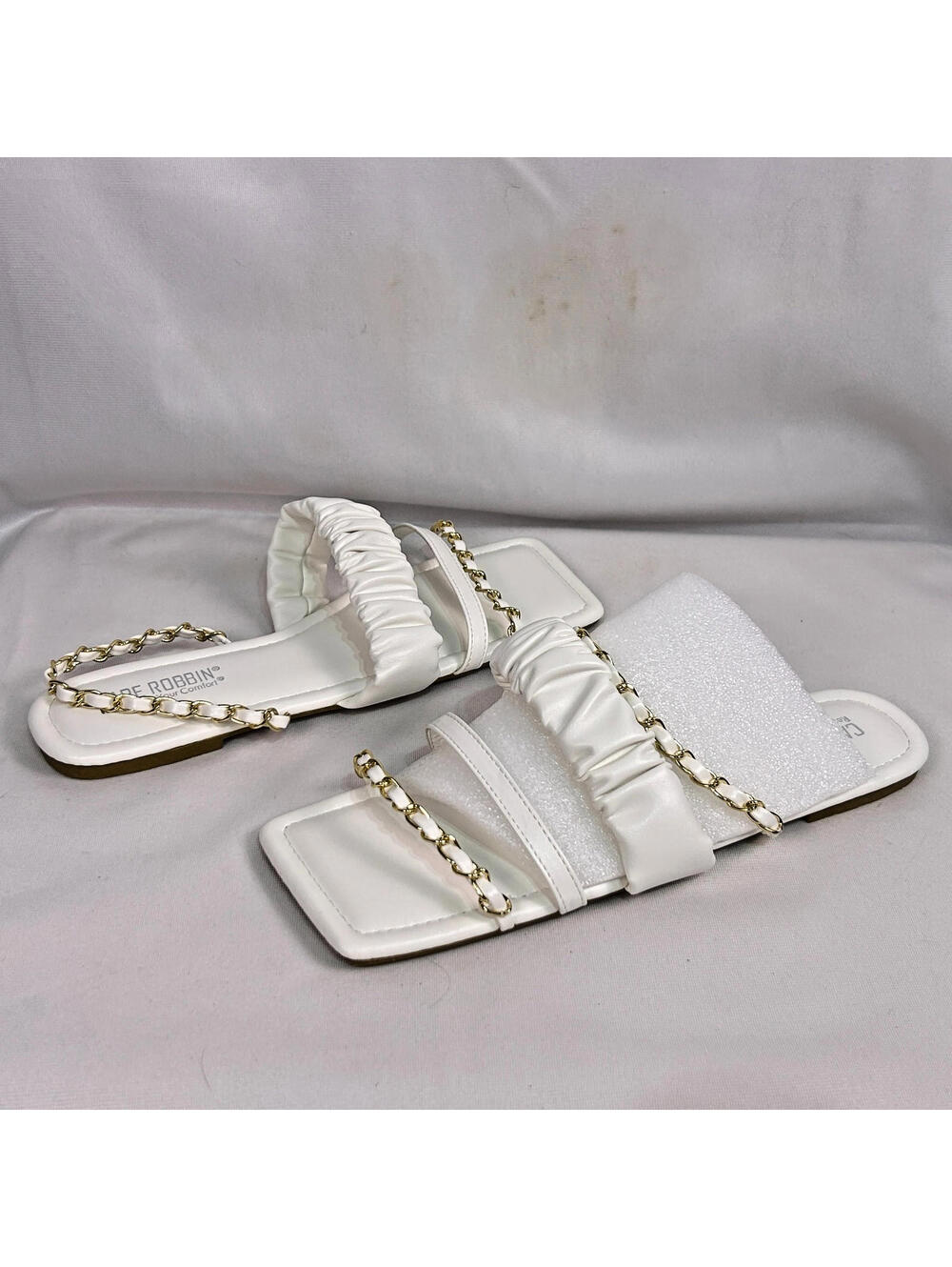 Cape Robbin White Slide Sandals Size 9 Gold Chain Square Toe Flat Slip On